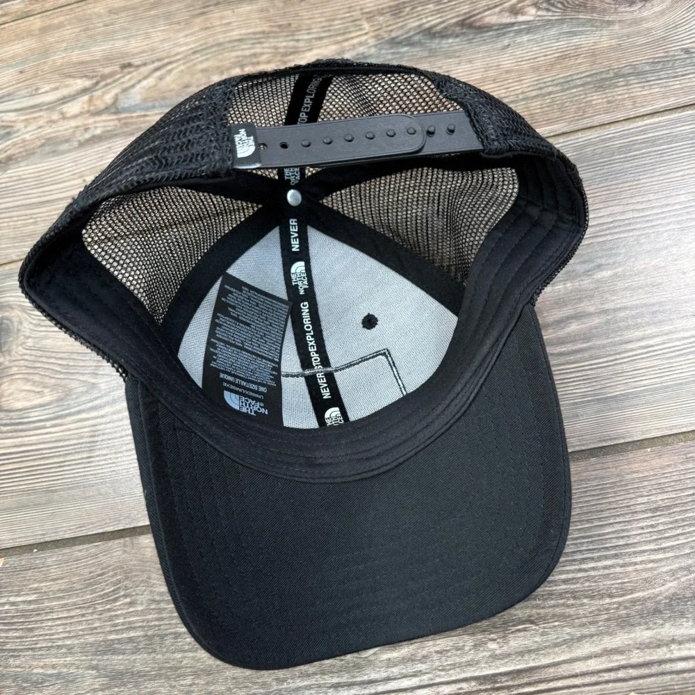The North Face Mens OS Trucker Hat Black Fine Alpine Equipment‎ Patch